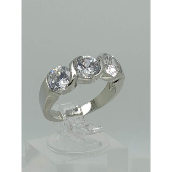 Vintage 3CT 3-Stone Simulated Diamond CZ Engagement Wedding Band Ring Size 8 NOS - Picture 6 of 9